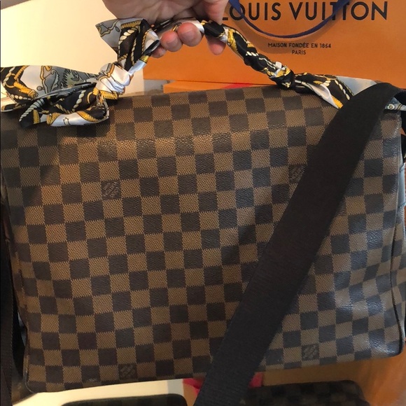 Louis Vuitton Laptop bag messenger - Picture 2 of 8